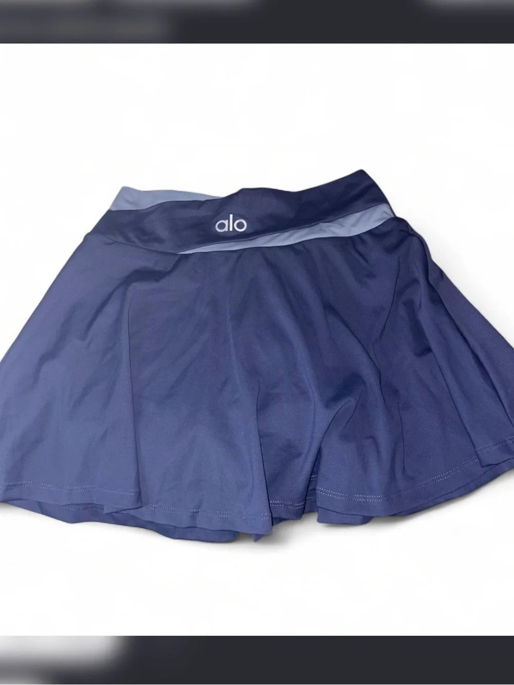 ALO Yoga Light Blue Skirt Set - Picture 3 of 7